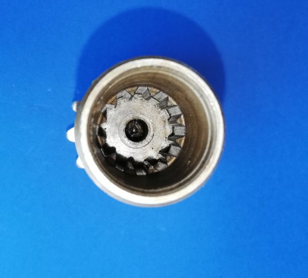 010380A Takeuchi TB015, TB15 Schwenkmotorwelle - Поворотный редуктор для Строительной техники: фото 4 010380A Takeuchi TB015, TB15 Schwenkmotorwelle - Поворотный редуктор для Строительной техники: фото 4