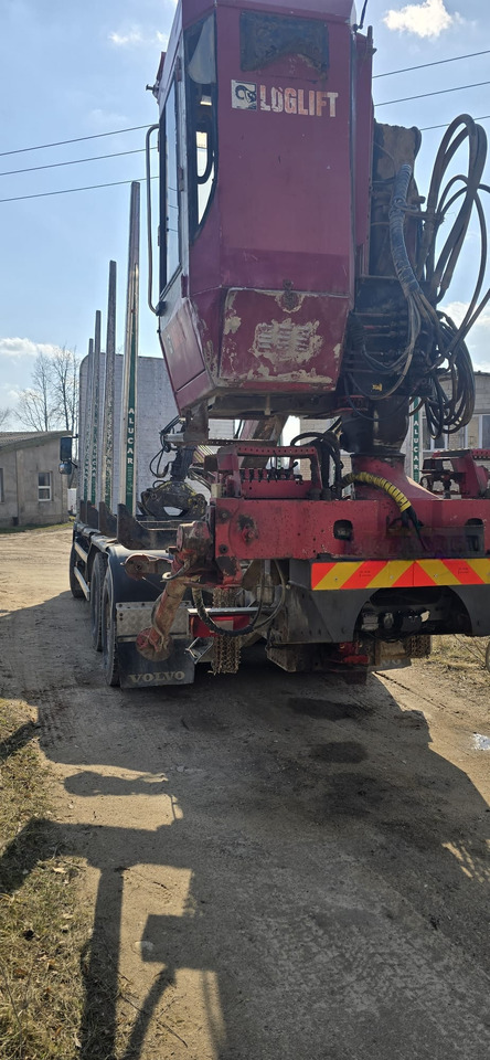 VOLVO FH 460 - Лесовоз: фото 3 VOLVO FH 460 - Лесовоз: фото 3
