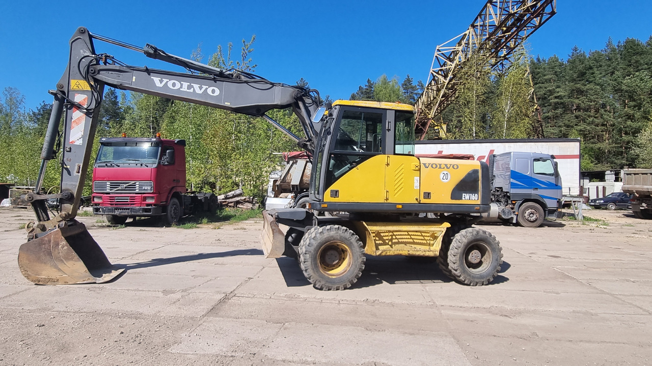 Volvo EW160 - Колёсный экскаватор: фото 2 Volvo EW160 - Колёсный экскаватор: фото 2