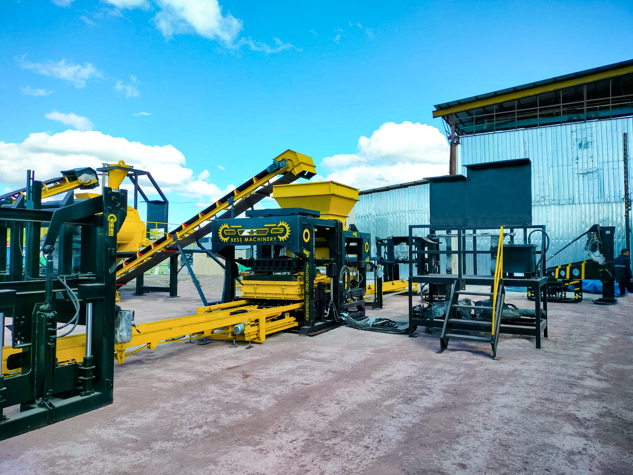 Bess Machine PRS-1200 | Automatic Concrete Block Machine - Вибропресс: фото 1 Bess Machine PRS-1200 | Automatic Concrete Block Machine - Вибропресс: фото 1