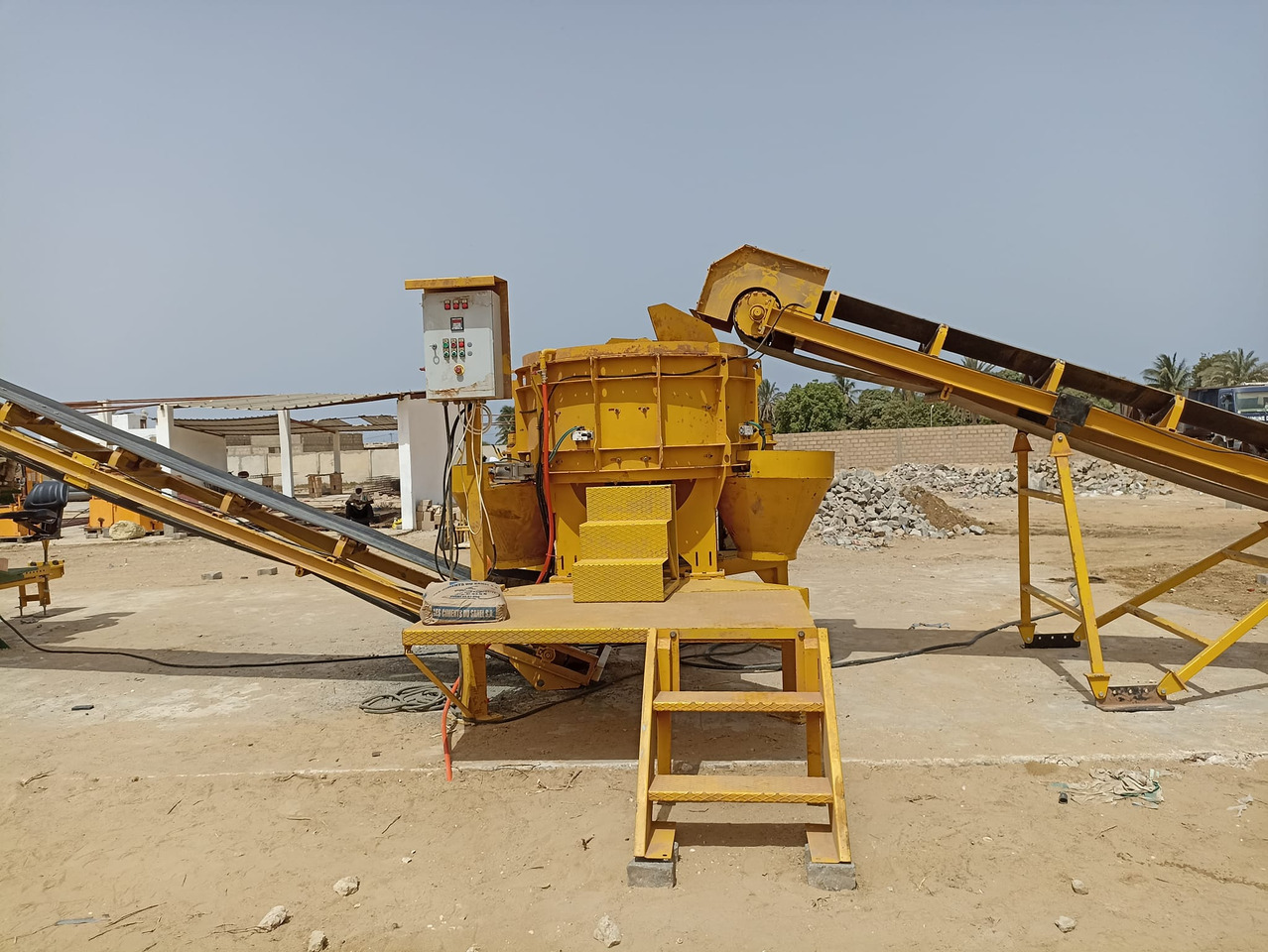 Economic Block Making Machine - Вибропресс: фото 4 Economic Block Making Machine - Вибропресс: фото 4