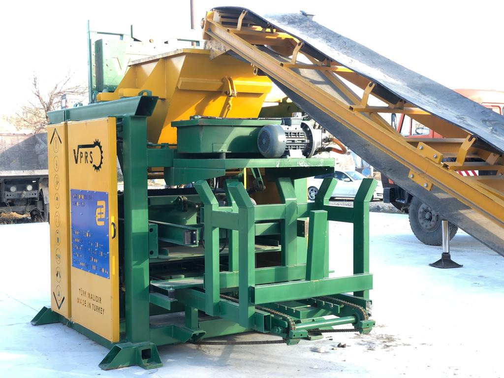 Economic Concrete Block Machine - Вибропресс: фото 4 Economic Concrete Block Machine - Вибропресс: фото 4