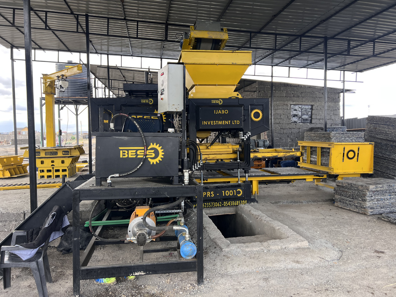 PRS-1000 Semi-Automatic Block Making Machine - Вибропресс: фото 5 PRS-1000 Semi-Automatic Block Making Machine - Вибропресс: фото 5