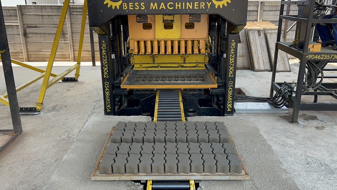 PRS-600 Semi-Automatic Concrete Block Machine - Вибропресс: фото 2 PRS-600 Semi-Automatic Concrete Block Machine - Вибропресс: фото 2