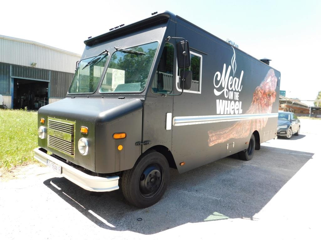 FREIGHTLINER MT3 - Торговый грузовик: фото 1 FREIGHTLINER MT3 - Торговый грузовик: фото 1