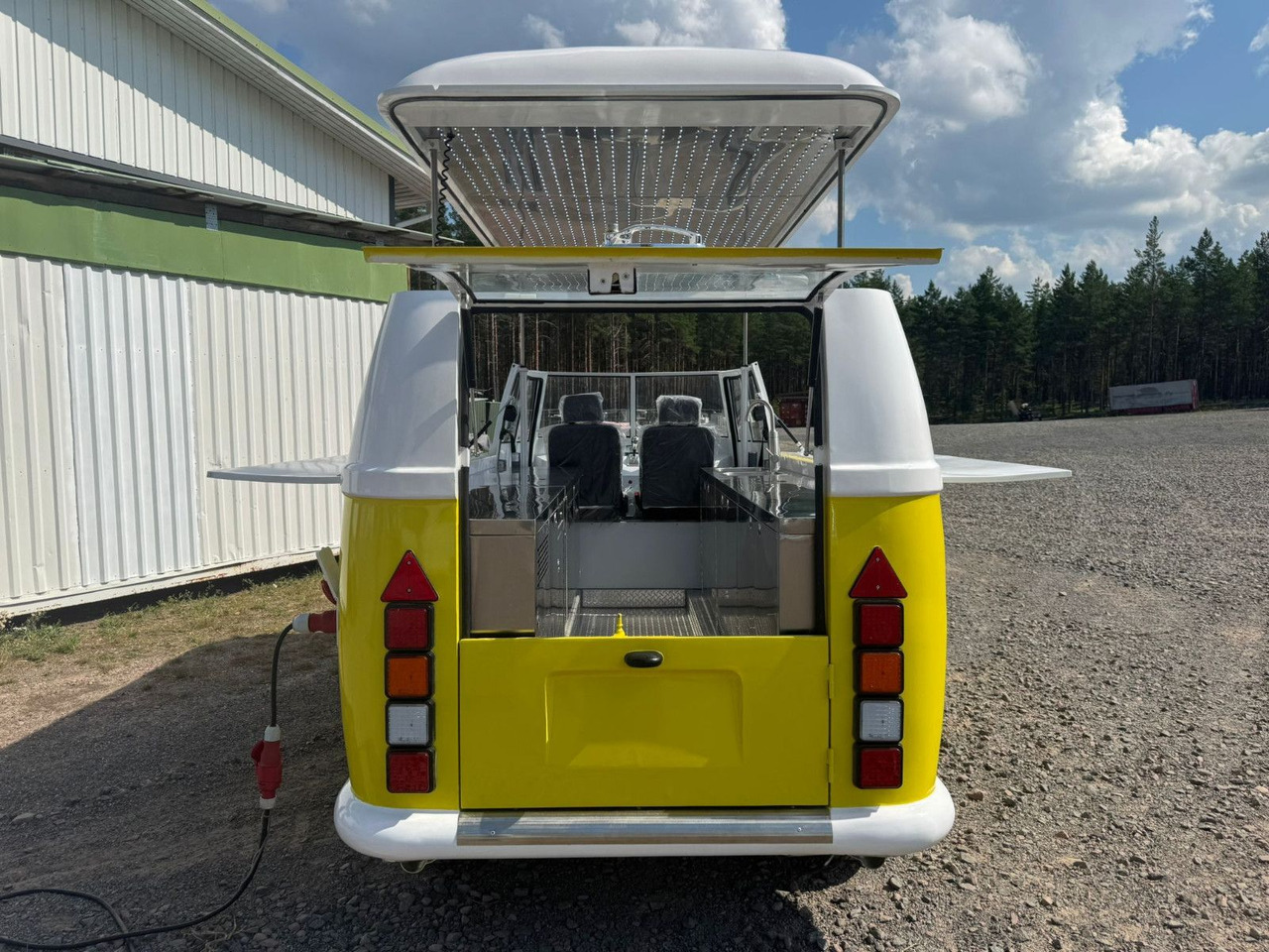 Торговый грузовик Event Mobil Catering Foodtruck: фото 15