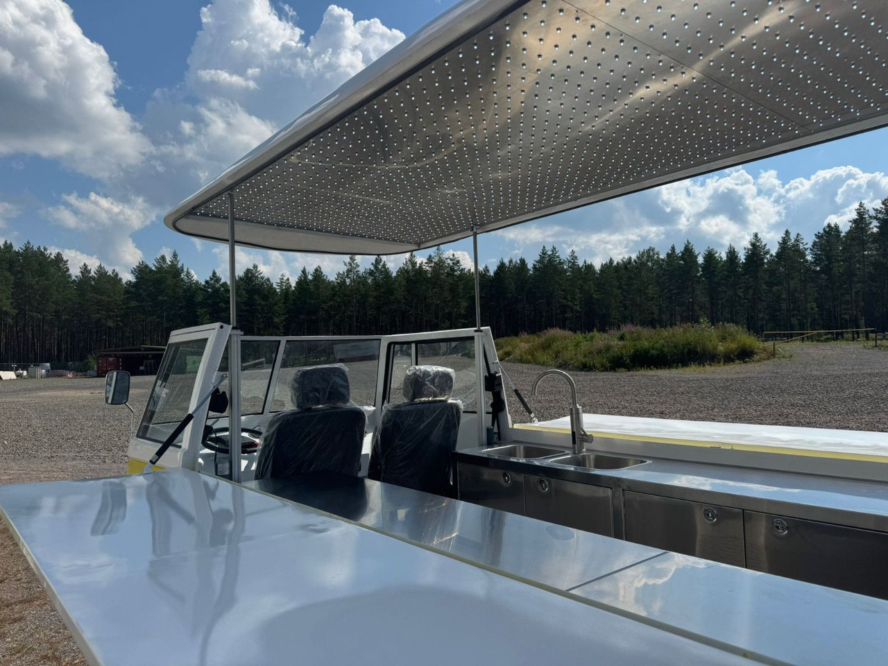 Торговый грузовик Event Mobil Catering Foodtruck: фото 12