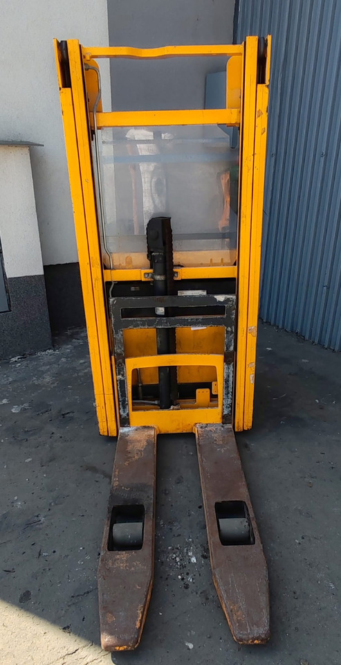 Jungheinrich EJC 112 2.5m/ free lift - Штабелер: фото 3 Jungheinrich EJC 112 2.5m/ free lift - Штабелер: фото 3