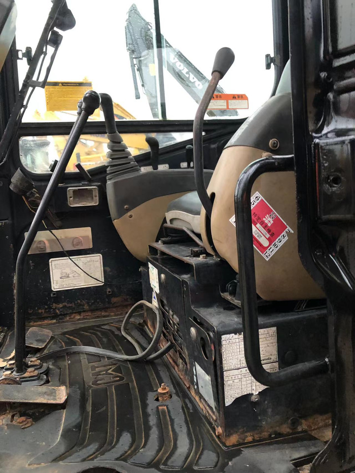 Мини-экскаватор CAT 304C: фото 6 Мини-экскаватор CAT 304C: фото 6