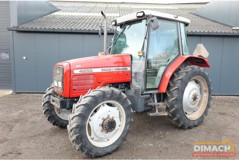 Massey Ferguson 4255 4x4 NL tractor - airco - lage uren - Трактор: фото 1 Massey Ferguson 4255 4x4 NL tractor - airco - lage uren - Трактор: фото 1