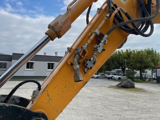 Hyundai R80 -9A - Гусеничный экскаватор: фото 4 Hyundai R80 -9A - Гусеничный экскаватор: фото 4