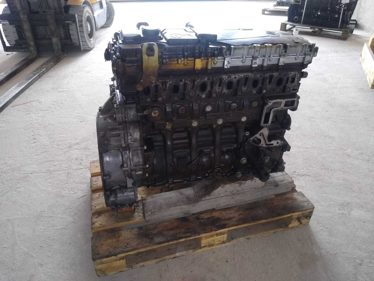 Glowica Mercedes om936 mp4 silnik euro6 Setra Class New Holland - Двигатель: фото 2 Glowica Mercedes om936 mp4 silnik euro6 Setra Class New Holland - Двигатель: фото 2