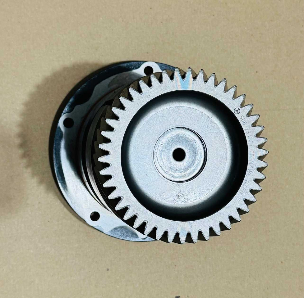 Mercedes MTU PRZYSTAWKA odbioru mocy PTO pompy hydrauliki Setra Class - Двигатель: фото 2 Mercedes MTU PRZYSTAWKA odbioru mocy PTO pompy hydrauliki Setra Class - Двигатель: фото 2