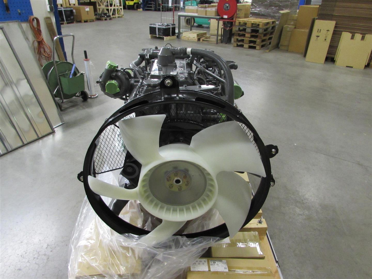 Isuzu 4HK1XYSA-01 - 02 - 04 - Двигатель для Экскаваторов: фото 4 Isuzu 4HK1XYSA-01 - 02 - 04 - Двигатель для Экскаваторов: фото 4