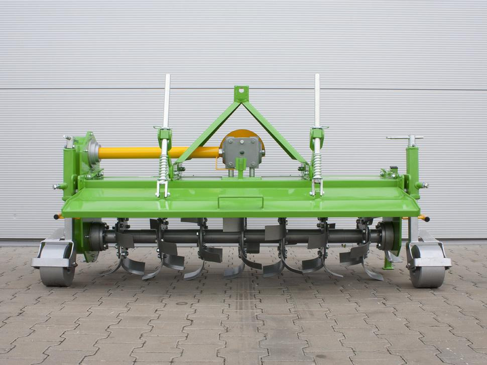 Bomet Bodenfräsen / Rotary tiller / Rotavator / Vangatrice / Rastrillo / Культиватор / Glebogryzarka 2 m - Почвофреза: фото 5 Bomet Bodenfräsen / Rotary tiller / Rotavator / Vangatrice / Rastrillo / Культиватор / Glebogryzarka 2 m - Почвофреза: фото 5