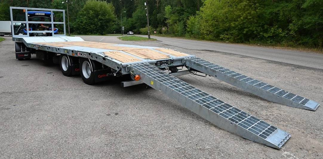 Cynkomet Plattformauflieger / Trailer / Remorque / Rimorchio a piattaforma / Remolque de plataforma / Прицеп для перевозки техники / Przyczepa maszynowa RM-240 18 t - Сельскохозяйственный прицеп-платформа: фото 2 Cynkomet Plattformauflieger / Trailer / Remorque / Rimorchio a piattaforma / Remolque de plataforma / Прицеп для перевозки техники / Przyczepa maszynowa RM-240 18 t - Сельскохозяйственный прицеп-платформа: фото 2