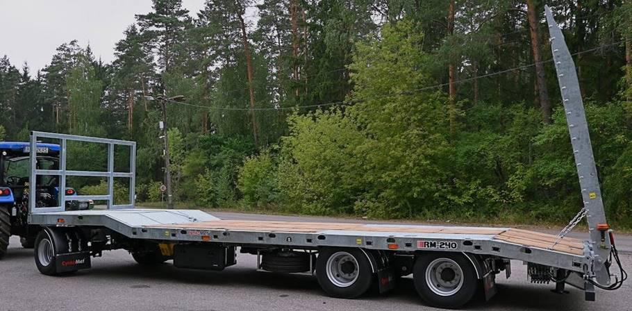 Cynkomet Plattformauflieger / Trailer / Remorque / Rimorchio a piattaforma / Remolque de plataforma / Прицеп для перевозки техники / Przyczepa maszynowa RM-240 18 t - Сельскохозяйственный прицеп-платформа: фото 3 Cynkomet Plattformauflieger / Trailer / Remorque / Rimorchio a piattaforma / Remolque de plataforma / Прицеп для перевозки техники / Przyczepa maszynowa RM-240 18 t - Сельскохозяйственный прицеп-платформа: фото 3