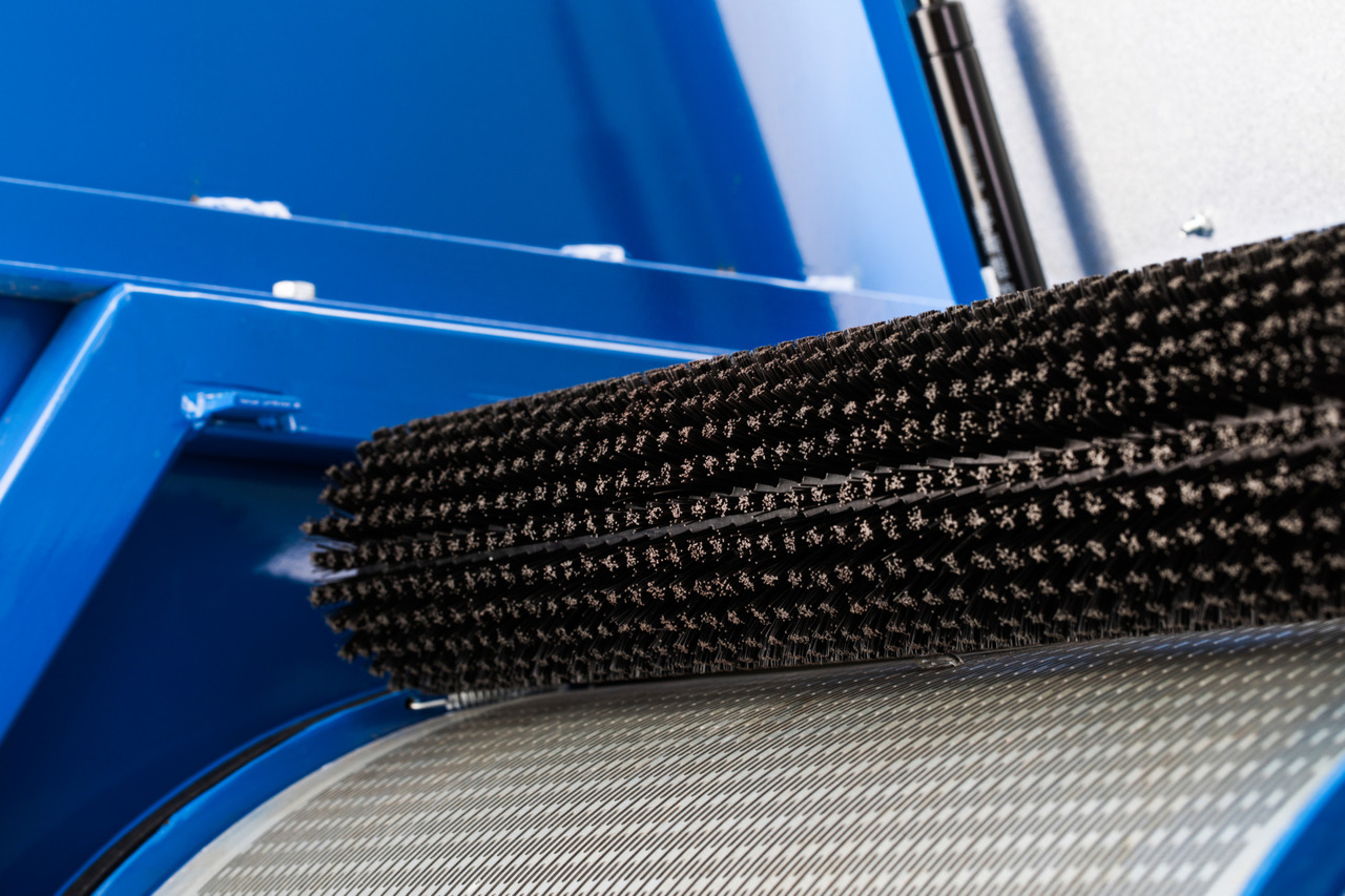 Dozamech Getreidereingier / Grain cleaner / Nettoyeur de céréales / Limpiadora de tambor para cerea / Pulitrice a tamburo per cereali / Барабанный очиститель для зерновых культур / Czyszczalnia bębnowa do zbóż - Зерноочистительная машина: фото 3 Dozamech Getreidereingier / Grain cleaner / Nettoyeur de céréales / Limpiadora de tambor para cerea / Pulitrice a tamburo per cereali / Барабанный очиститель для зерновых культур / Czyszczalnia bębnowa do zbóż - Зерноочистительная машина: фото 3