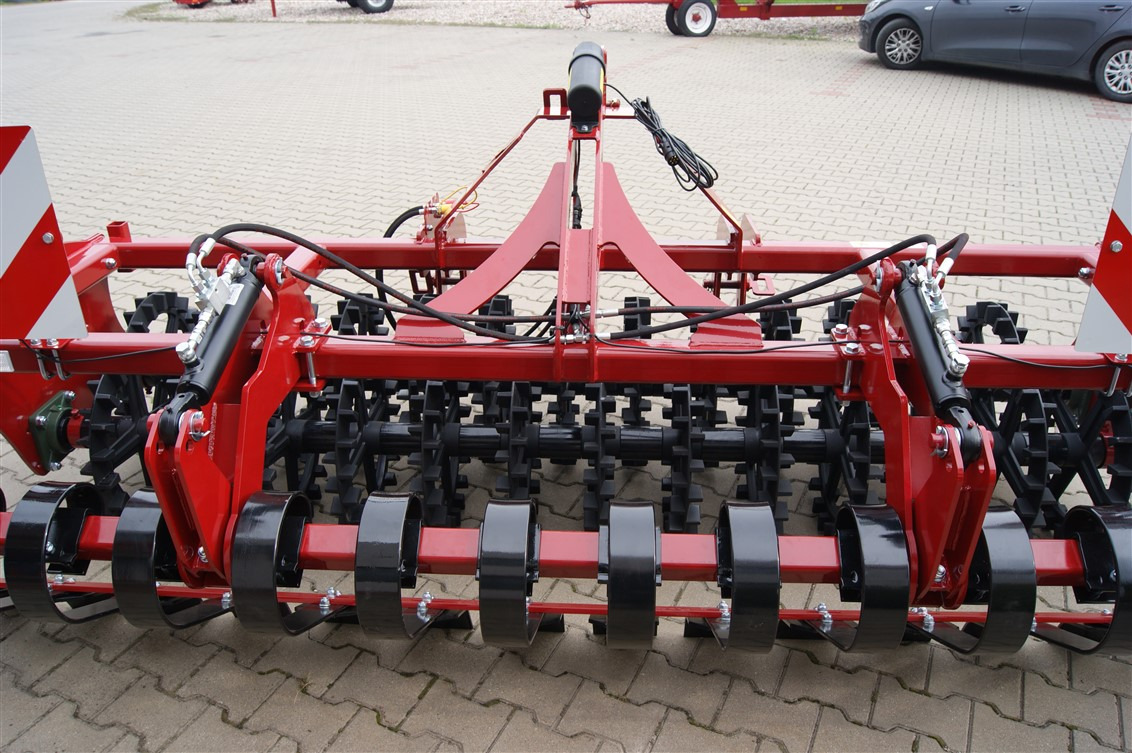 Lupus Crosskillwalze / Crosskill roller / Rouleau tandem avant Crosskill / Rodillo tándem delantero Wał przedni tandem Crosskill 3 m - Полевой каток: фото 4 Lupus Crosskillwalze / Crosskill roller / Rouleau tandem avant Crosskill / Rodillo tándem delantero Wał przedni tandem Crosskill 3 m - Полевой каток: фото 4