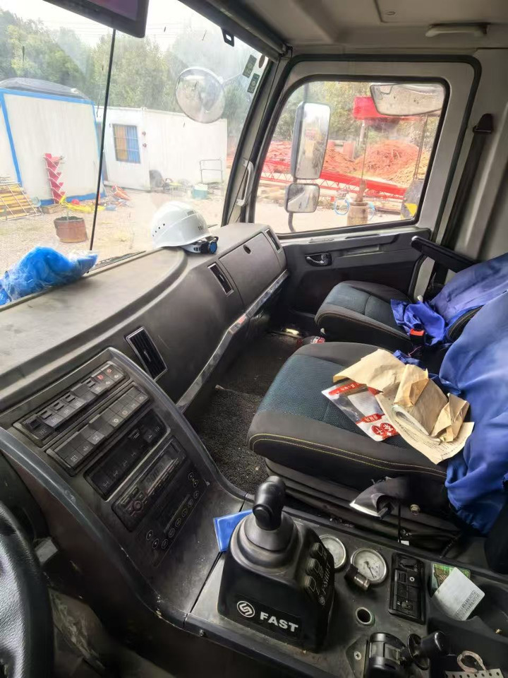 ZOOMLION 200E7 - Вседорожный кран: фото 4 ZOOMLION 200E7 - Вседорожный кран: фото 4