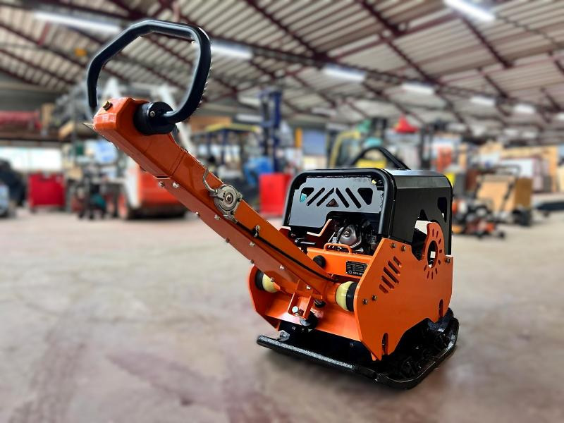 Spatmat Plaque vibrante compacteur à main 450Kg NEUVE SPATMAT TP450 - Виброплита: фото 4 Spatmat Plaque vibrante compacteur à main 450Kg NEUVE SPATMAT TP450 - Виброплита: фото 4