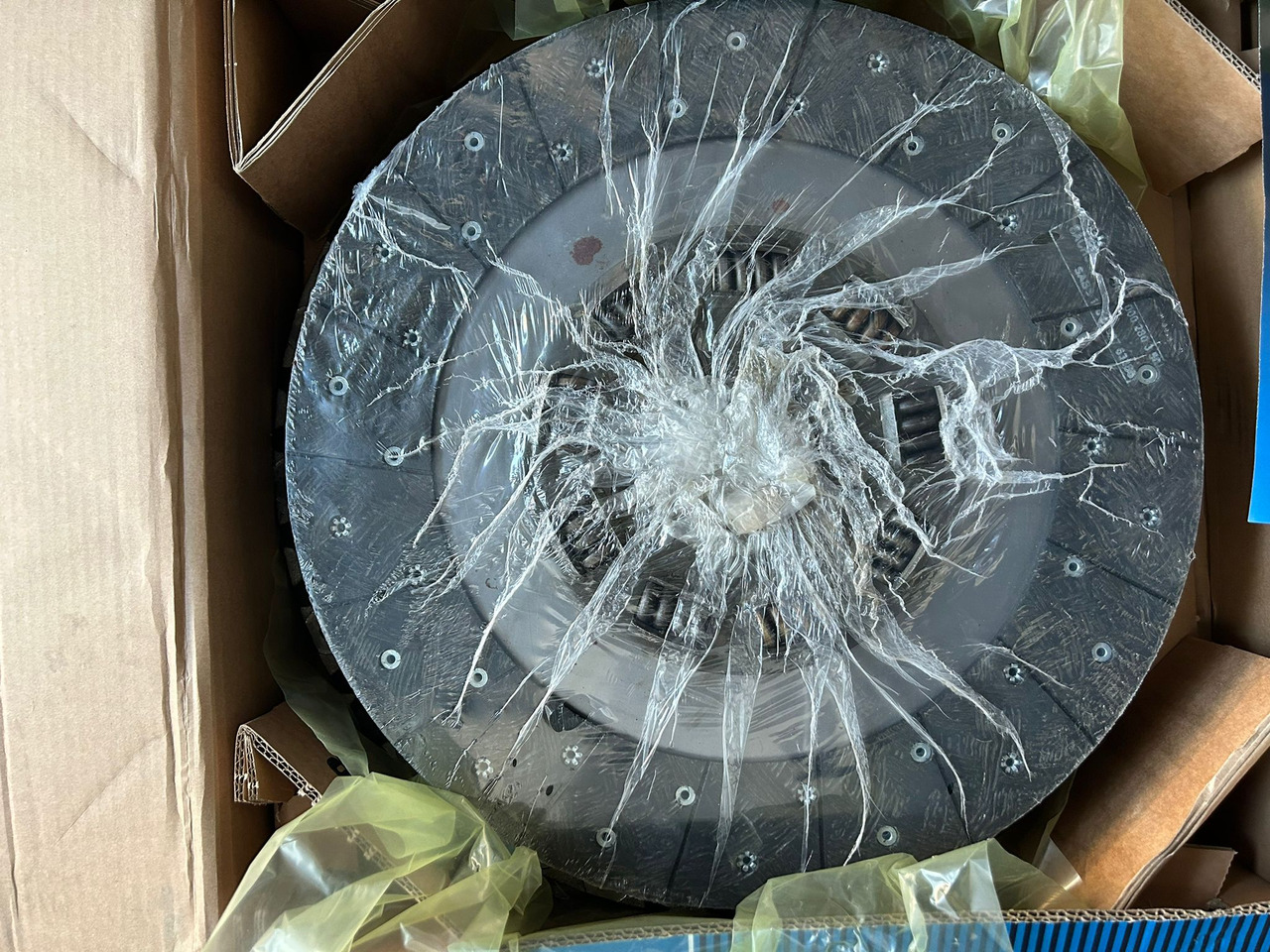 SACHS MANKAT 1-CLUTCH SET (DISC+PLATE+BEARING) - Сцепление и запчасти для Грузовиков: фото 2 SACHS MANKAT 1-CLUTCH SET (DISC+PLATE+BEARING) - Сцепление и запчасти для Грузовиков: фото 2