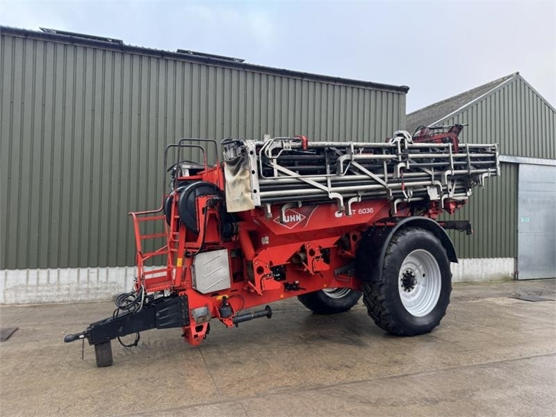 Kuhn AGT 6036 Boom Fert Spreader - Разбрасыватель удобрений: фото 1 Kuhn AGT 6036 Boom Fert Spreader - Разбрасыватель удобрений: фото 1