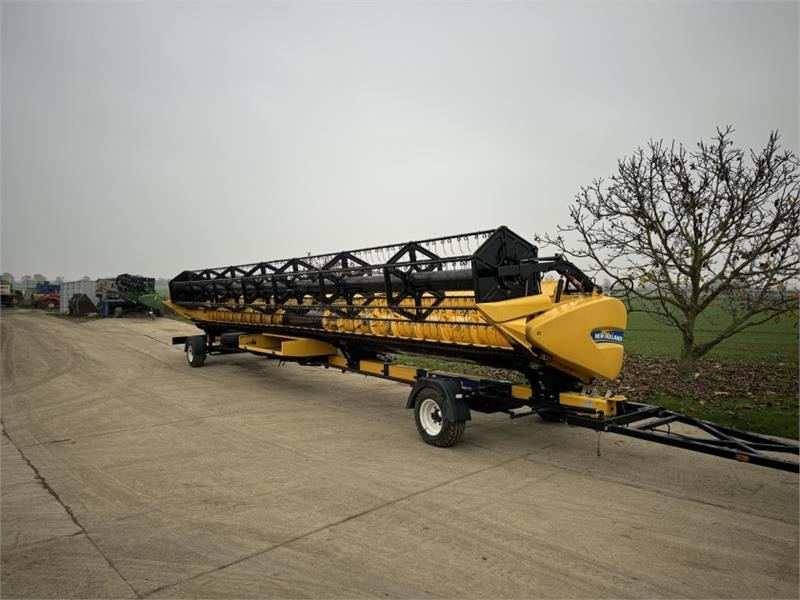 New Holland 41ft Varifeed Header - Навесное оборудование для комбайна: фото 1 New Holland 41ft Varifeed Header - Навесное оборудование для комбайна: фото 1