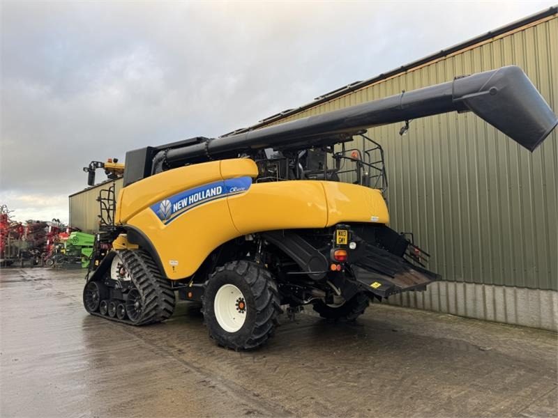New Holland CR9070 c/w 30ft Varifeed Header - Навесное оборудование для комбайна: фото 2 New Holland CR9070 c/w 30ft Varifeed Header - Навесное оборудование для комбайна: фото 2