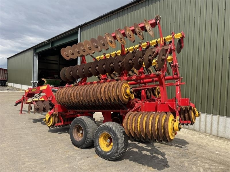 Vaderstad Carrier 820 Cultivator - Почвофреза: фото 2 Vaderstad Carrier 820 Cultivator - Почвофреза: фото 2