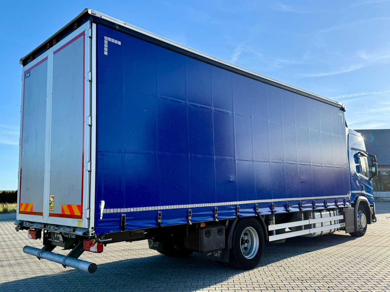 SCANIA P280 / FIRANKA / 20 EUROPALET / SYPIALKA / SILNIK 6 / AUTOMAT - Тентованный грузовик: фото 5 SCANIA P280 / FIRANKA / 20 EUROPALET / SYPIALKA / SILNIK 6 / AUTOMAT - Тентованный грузовик: фото 5