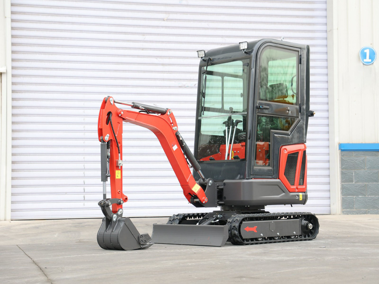 KUBOTA Diesel Mini excavator 1.6 Ton - Müller Machinery MB 16 - KSH - Мини-экскаватор: фото 5 KUBOTA Diesel Mini excavator 1.6 Ton - Müller Machinery MB 16 - KSH - Мини-экскаватор: фото 5