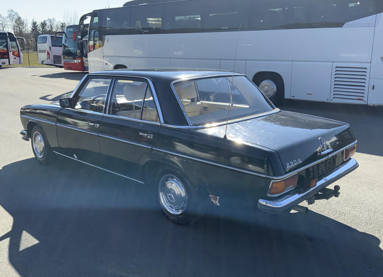 Mercedes-Benz 200 D/8 - Легковой автомобиль: фото 3 Mercedes-Benz 200 D/8 - Легковой автомобиль: фото 3