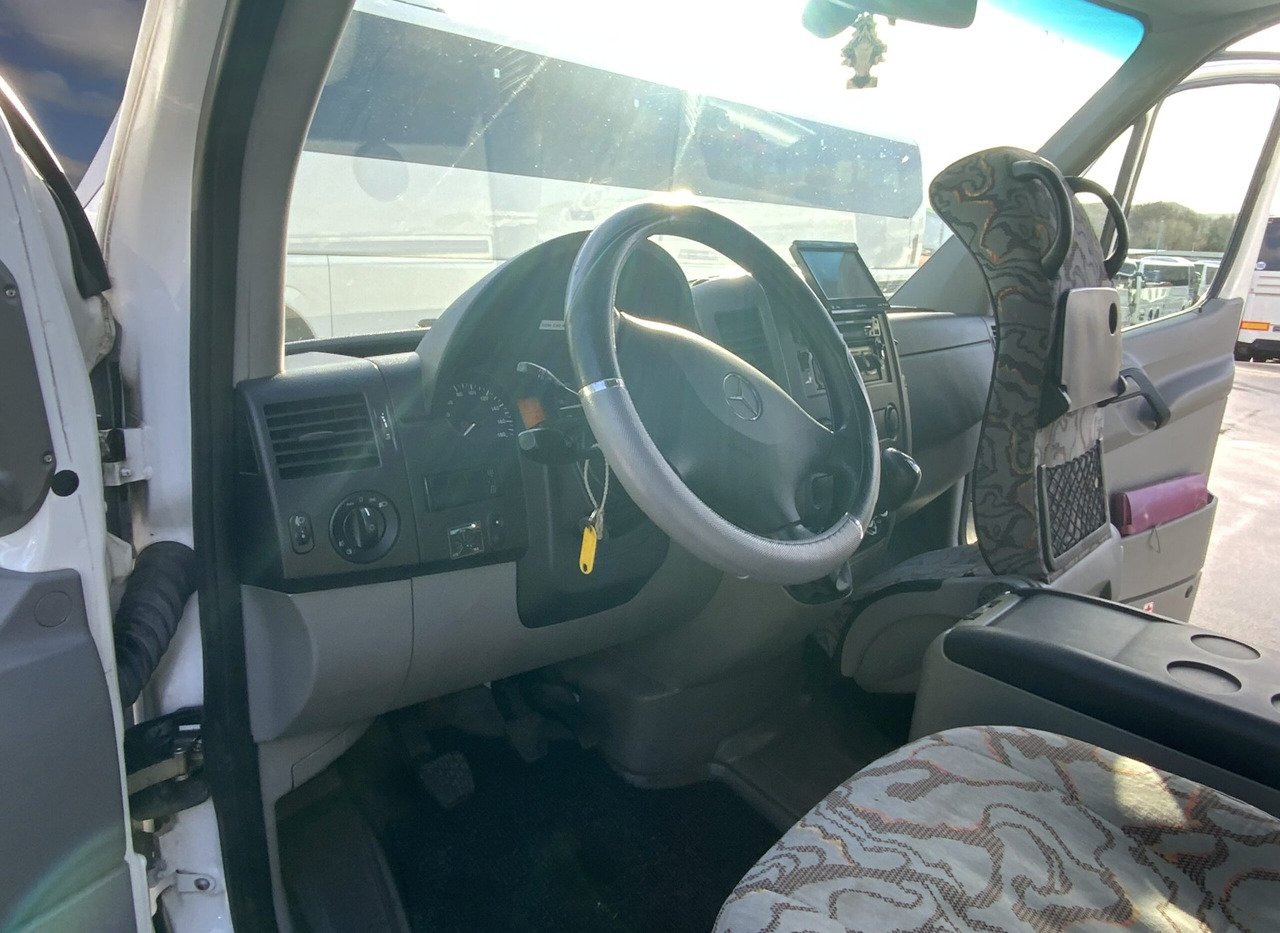 Mercedes-Benz 519 CDI Sprinter - Микроавтобус, Пассажирский фургон: фото 3 Mercedes-Benz 519 CDI Sprinter - Микроавтобус, Пассажирский фургон: фото 3