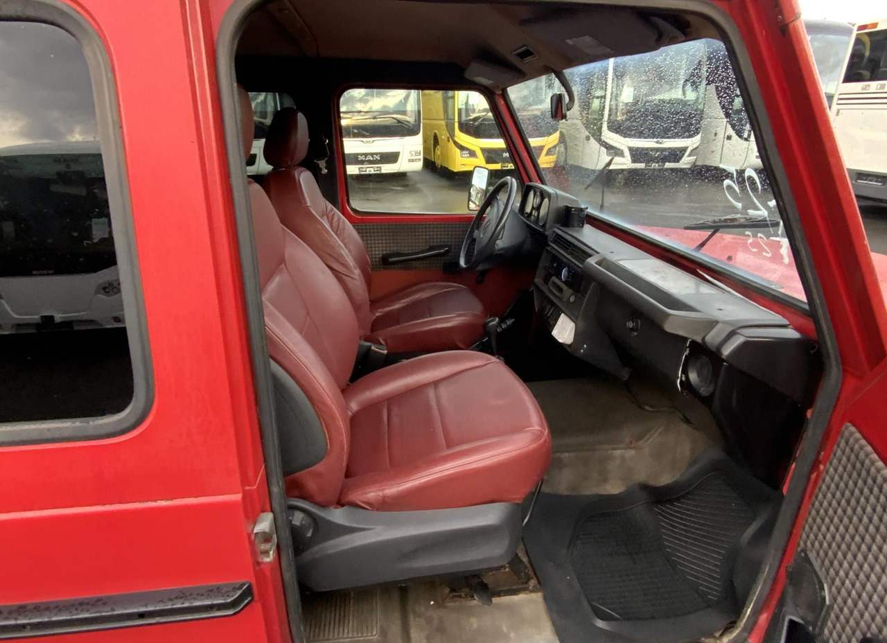 Mercedes-Benz G 300 - Внедорожник: фото 5 Mercedes-Benz G 300 - Внедорожник: фото 5