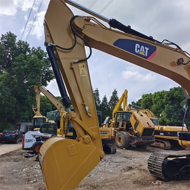 CAT 320 D L - Гусеничный экскаватор: фото 2 CAT 320 D L - Гусеничный экскаватор: фото 2