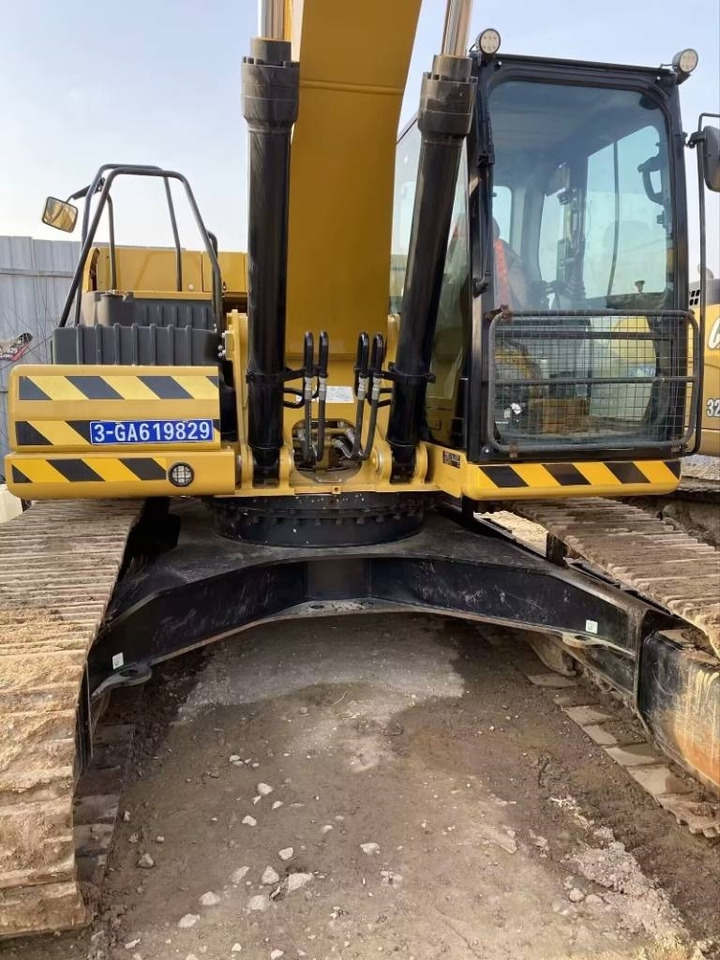 CAT 326GC - Гусеничный экскаватор: фото 4 CAT 326GC - Гусеничный экскаватор: фото 4