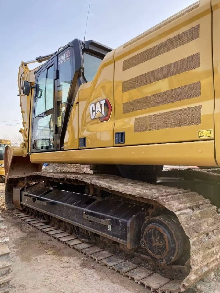CAT 326GC - Гусеничный экскаватор: фото 2 CAT 326GC - Гусеничный экскаватор: фото 2