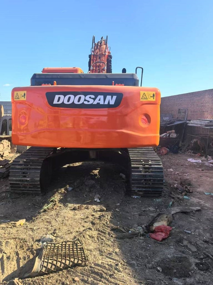 Doosan DX 225 LC-9C - Гусеничный экскаватор: фото 2 Doosan DX 225 LC-9C - Гусеничный экскаватор: фото 2