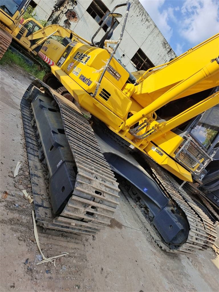 Komatsu PC 200 - Гусеничный экскаватор: фото 5 Komatsu PC 200 - Гусеничный экскаватор: фото 5