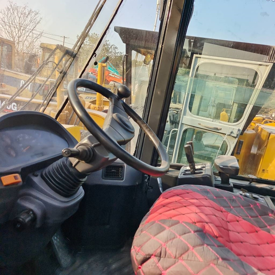 Колёсный погрузчик Komatsu WA 320-5: фото 24 Колёсный погрузчик Komatsu WA 320-5: фото 24