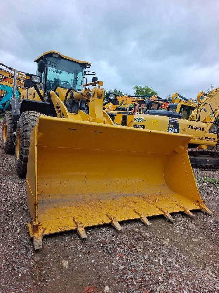 SDLG 956F - Колёсный погрузчик: фото 5 SDLG 956F - Колёсный погрузчик: фото 5