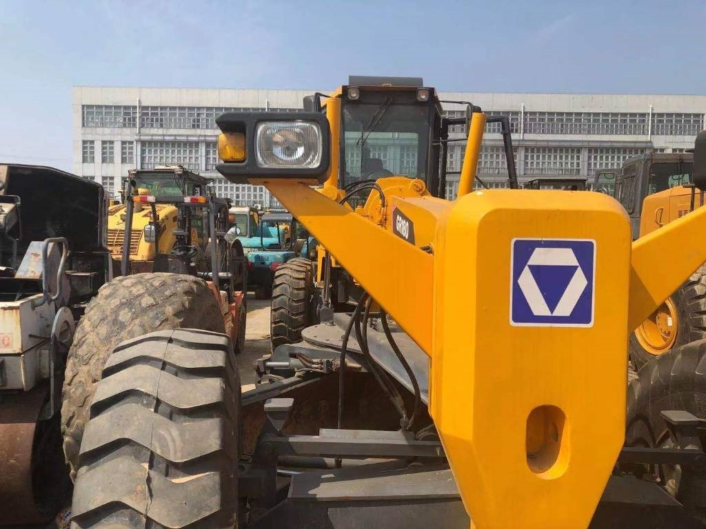 XCMG GR 180 - Гусеничный экскаватор: фото 2 XCMG GR 180 - Гусеничный экскаватор: фото 2