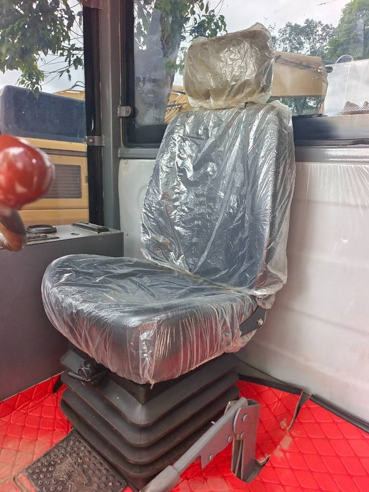 XCMG GR 2153 - Грейдер: фото 4 XCMG GR 2153 - Грейдер: фото 4