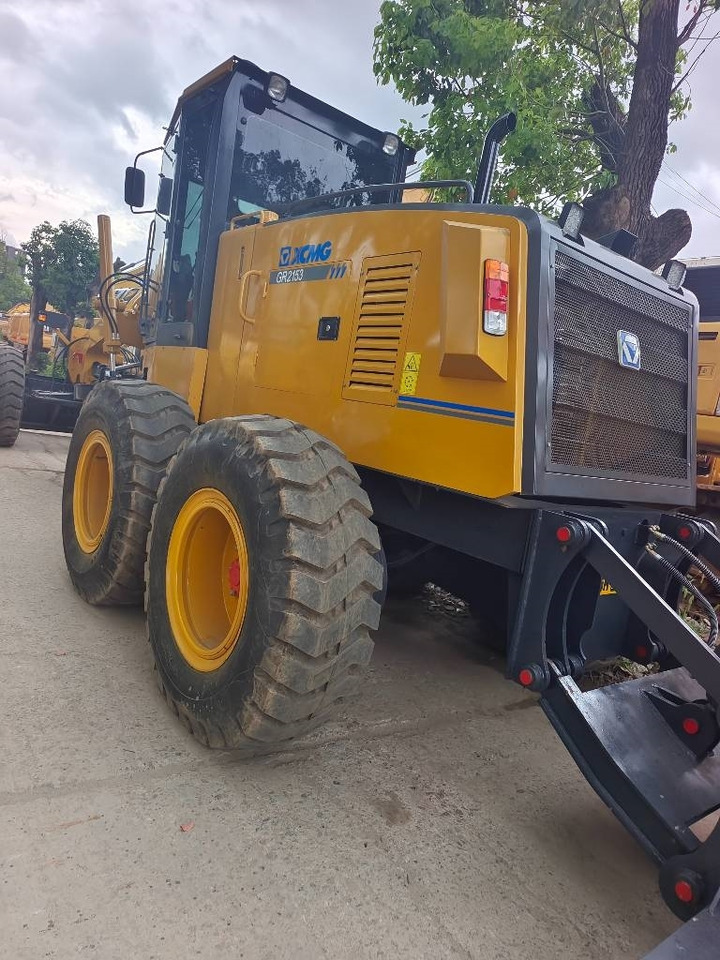 XCMG GR 2153 - Грейдер: фото 3 XCMG GR 2153 - Грейдер: фото 3