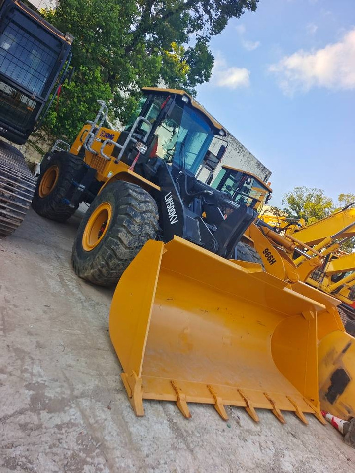 XCMG LW 500 KV - Колёсный погрузчик: фото 1 XCMG LW 500 KV - Колёсный погрузчик: фото 1