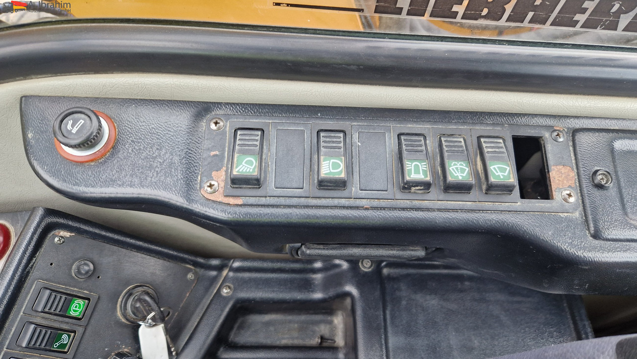 Liebherr A316 Schnellwechsler, Hammerverrohrung, Verstellausleger Deutz Motor - Мини-экскаватор: фото 2 Liebherr A316 Schnellwechsler, Hammerverrohrung, Verstellausleger Deutz Motor - Мини-экскаватор: фото 2