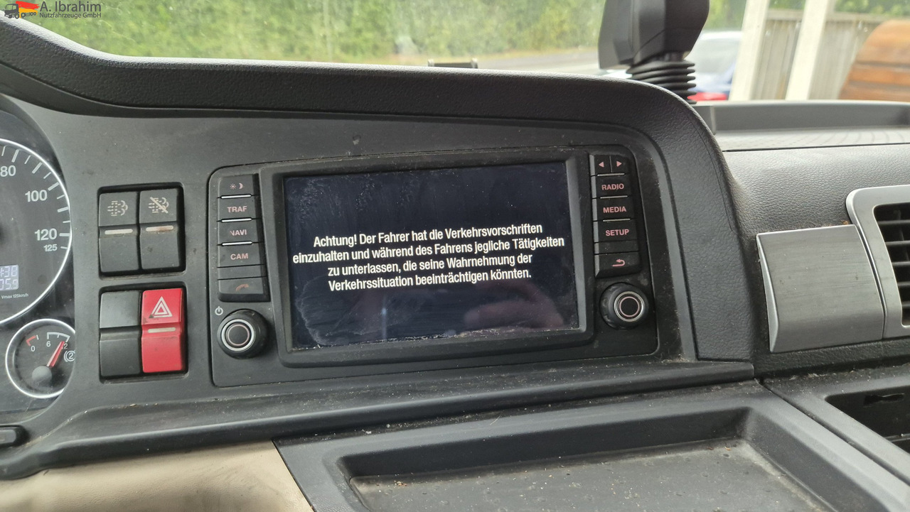 MAN 8.250 7,30 m Koffer, Navi, Topzustand - Фургон с закрытым кузовом: фото 2 MAN 8.250 7,30 m Koffer, Navi, Topzustand - Фургон с закрытым кузовом: фото 2