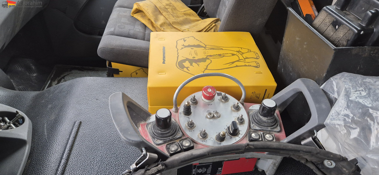 Автобетононасос-смеситель Mercedes-Benz 3241 PM 21-3 Liebherr 7 cbm PUMI Putzmeister Liebherr: фото 14 Автобетононасос-смеситель Mercedes-Benz 3241 PM 21-3 Liebherr 7 cbm PUMI Putzmeister Liebherr: фото 14