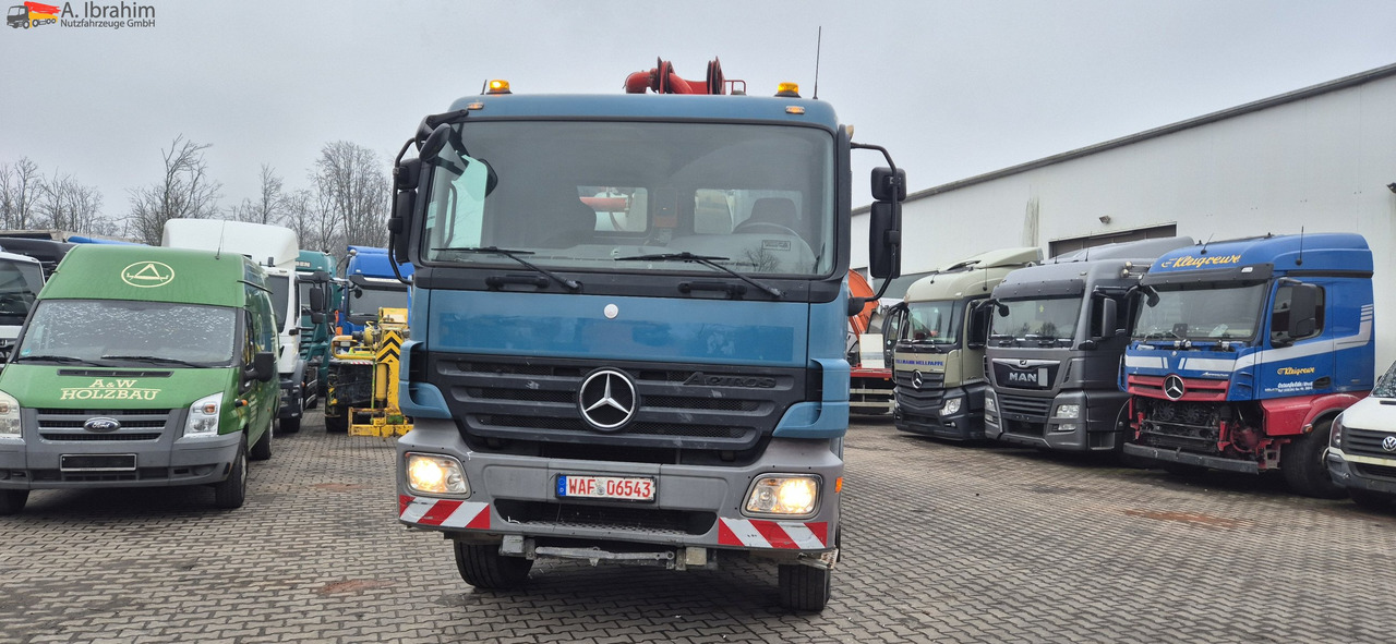 Автобетононасос-смеситель Mercedes-Benz 3241 PM 21-3 Liebherr 7 cbm PUMI Putzmeister Liebherr: фото 8 Автобетононасос-смеситель Mercedes-Benz 3241 PM 21-3 Liebherr 7 cbm PUMI Putzmeister Liebherr: фото 8
